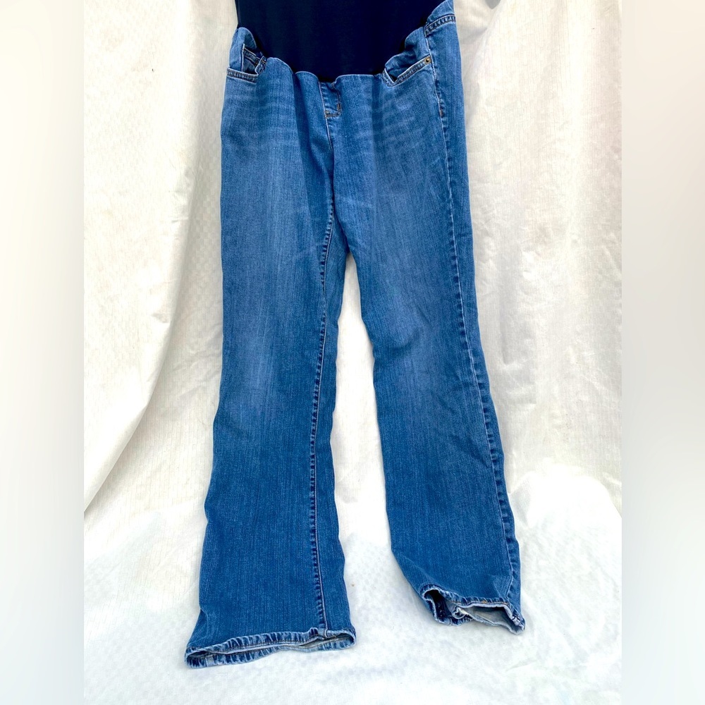 Liz lang maternity jeans size 8 🌟LAST CHANCE⭐️ going to donation